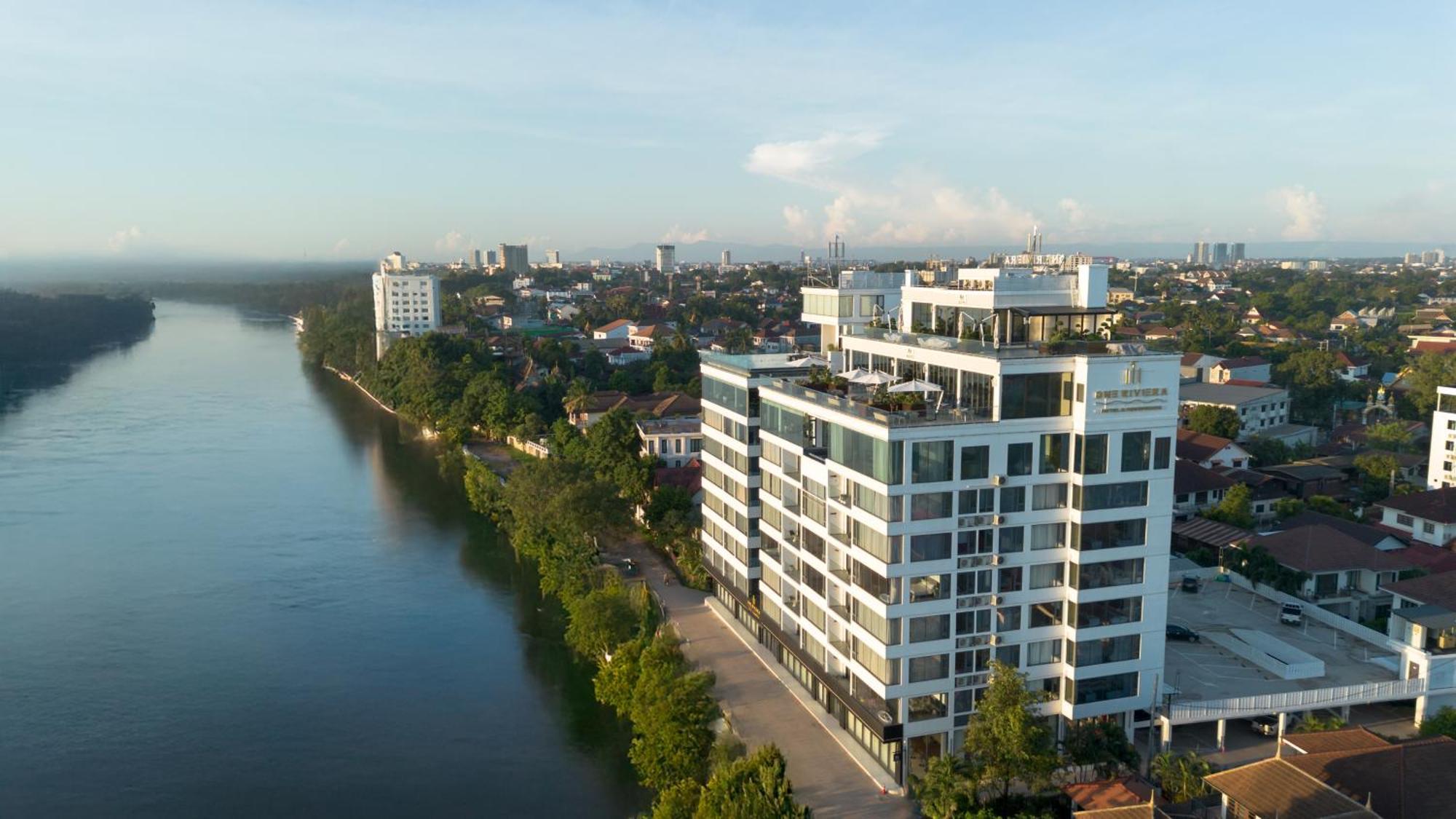 One Riviera Hotel And Residences Ban Souanmone Eksteriør bilde